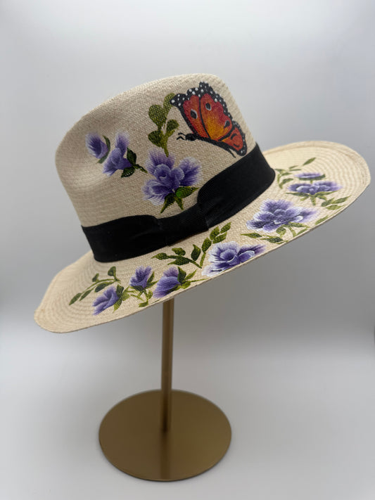 Hand-Painted Aguadeño Iraca Hat – Butterfly &amp; Lavender Floral Design