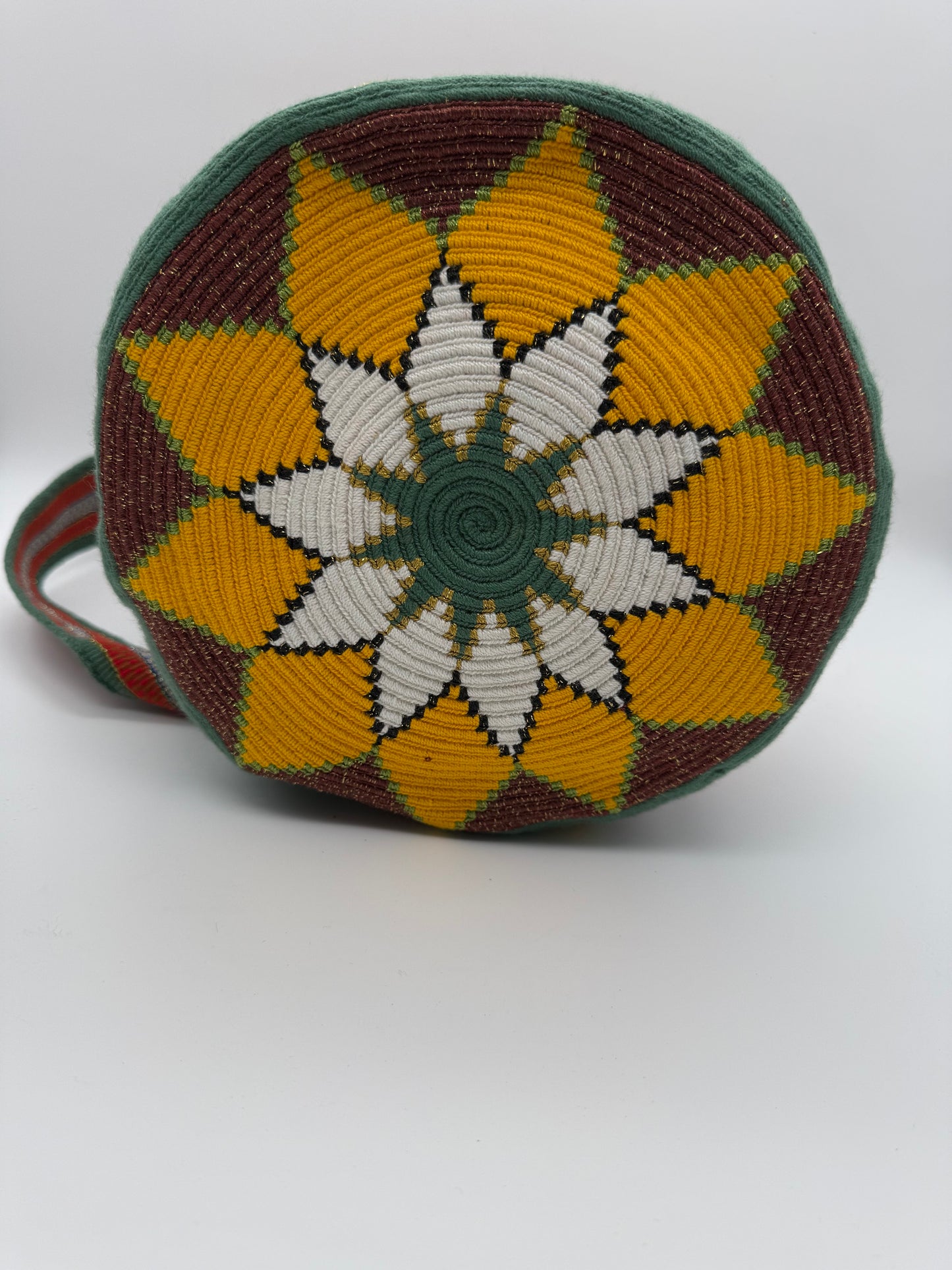 Mochila Wayuu Threaded Half-Stitch Artisan Bag